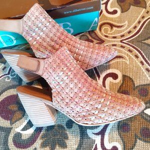 NWB Diba True Woven Leather Sling Back Shoes w/Chunky Heels Size 10M